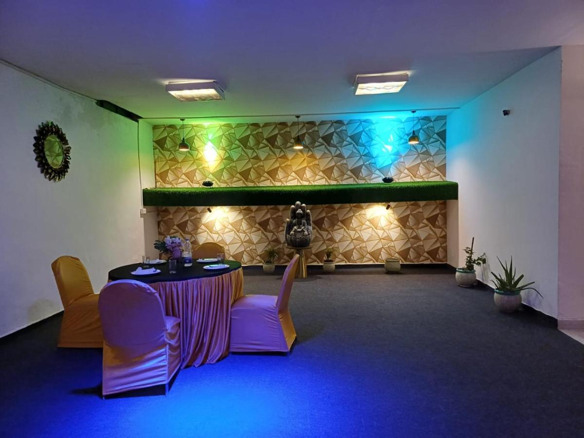 Hotel Elite Sector 45 I Gurgaon Central I Couple Friendly Bagian luar foto