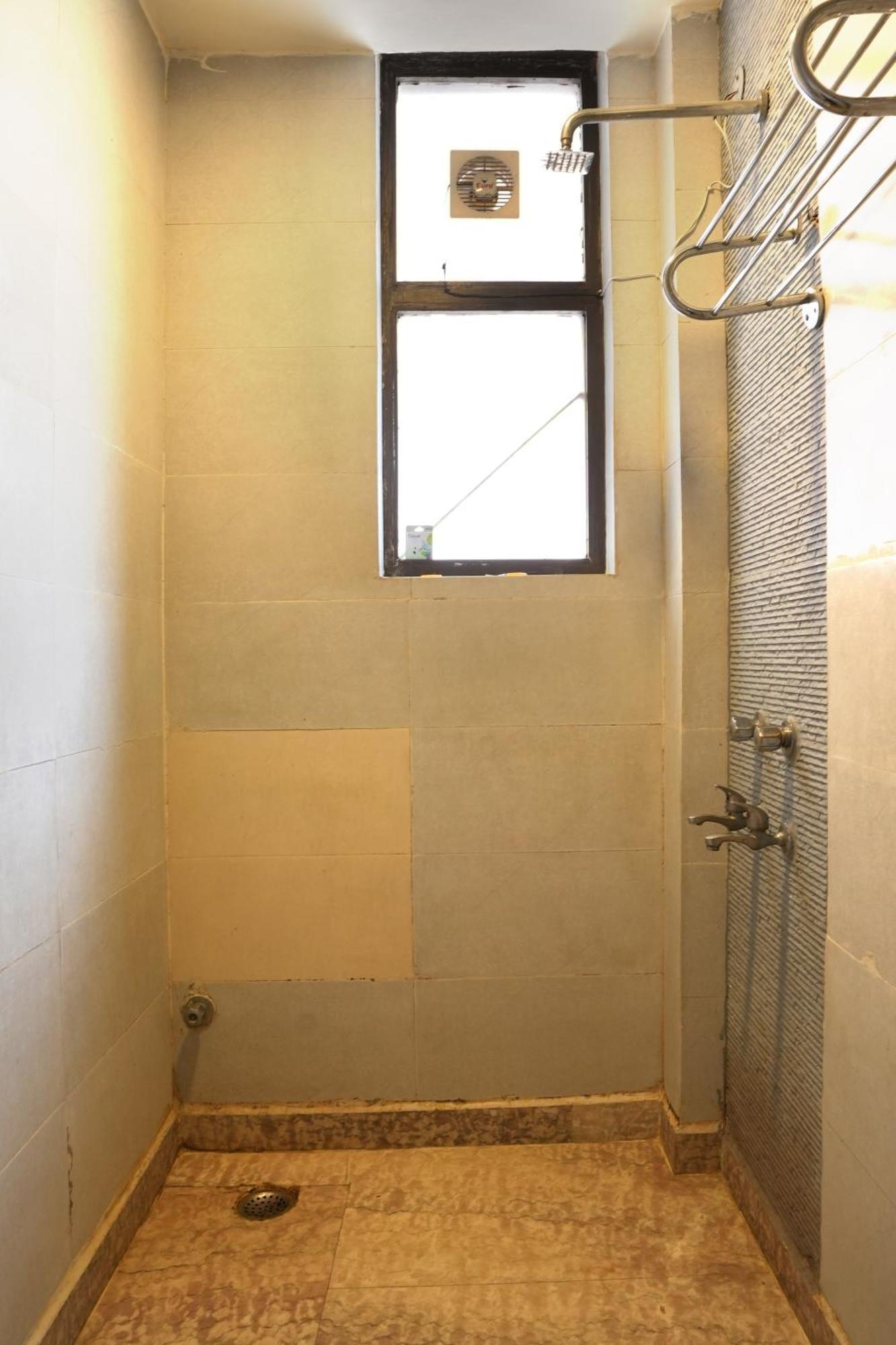 Hotel Elite Sector 45 I Gurgaon Central I Couple Friendly Bagian luar foto