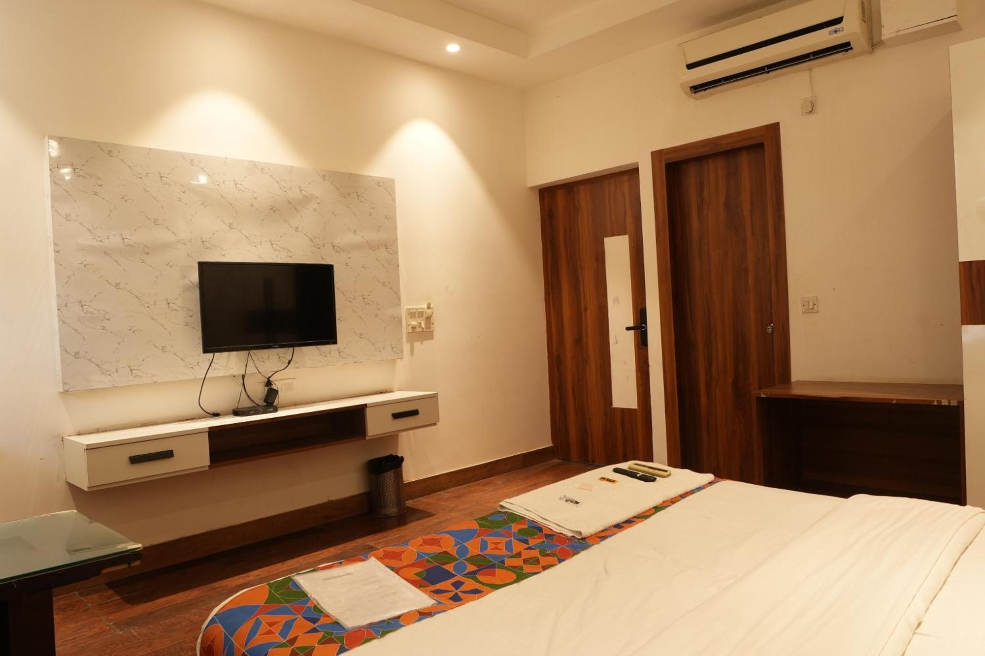 Hotel Elite Sector 45 I Gurgaon Central I Couple Friendly Bagian luar foto